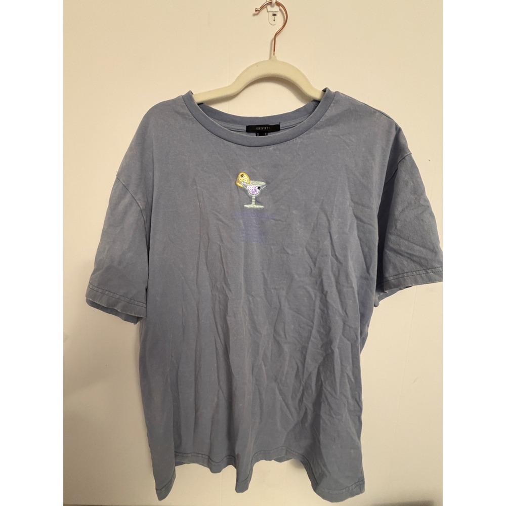 Forever 21 Graphic T-Shirt Womens Medium Lavender Lemon Drop Happy Hour Sequin
